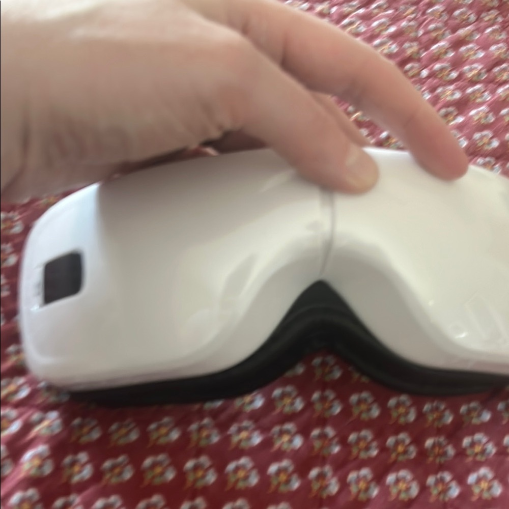 Bluetooth enabled eye massager headache / migraine relief